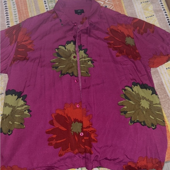 OBEY button down - Picture 2 of 3